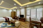 Wooden, medium-size studio apartment in Tran Thai Tong (ID 7014)